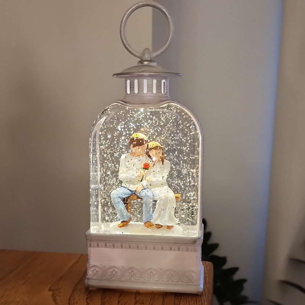 Love Valentines Couple Snow Globe Lantern - White